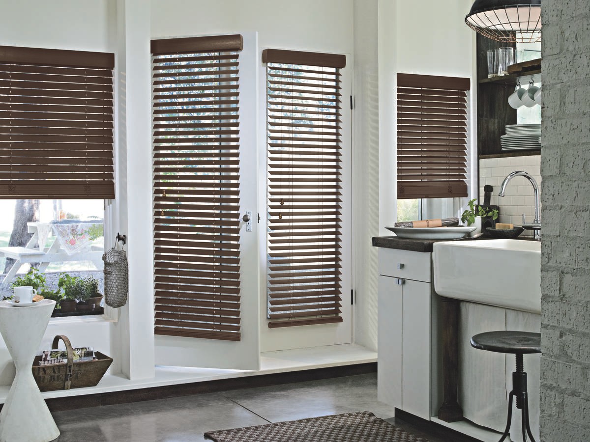What makes wood blinds perfect for homes near Rochester, New York (NY) including high class style